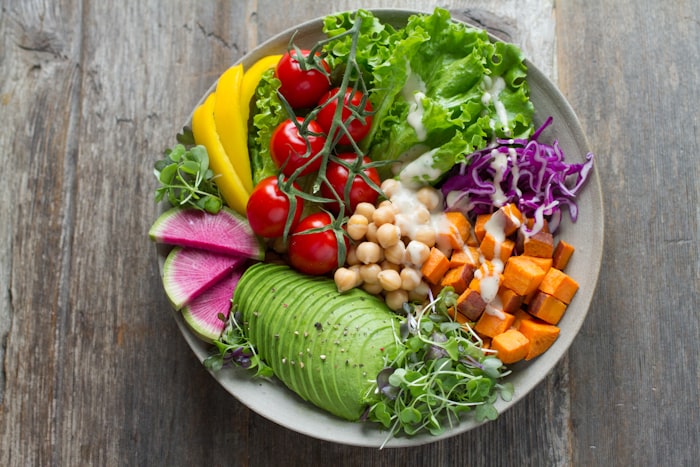 Light salad bowls for gentle meal planning.